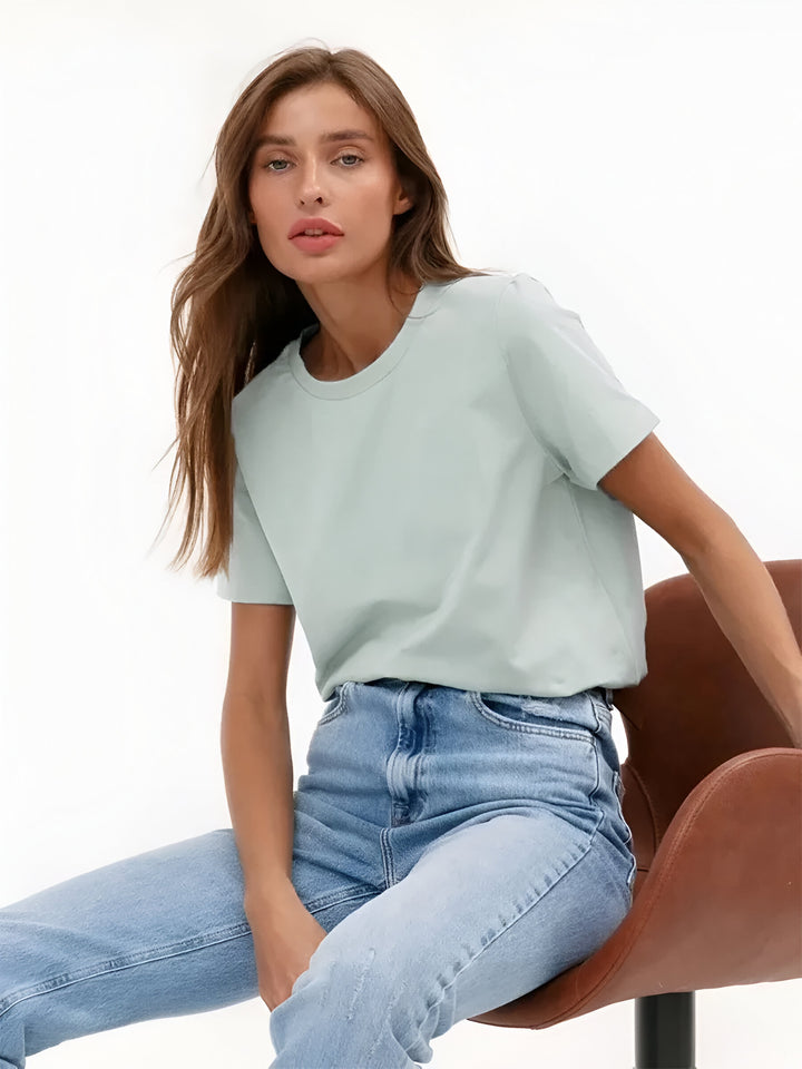 Novezzi™ | Lila Essentials Tee